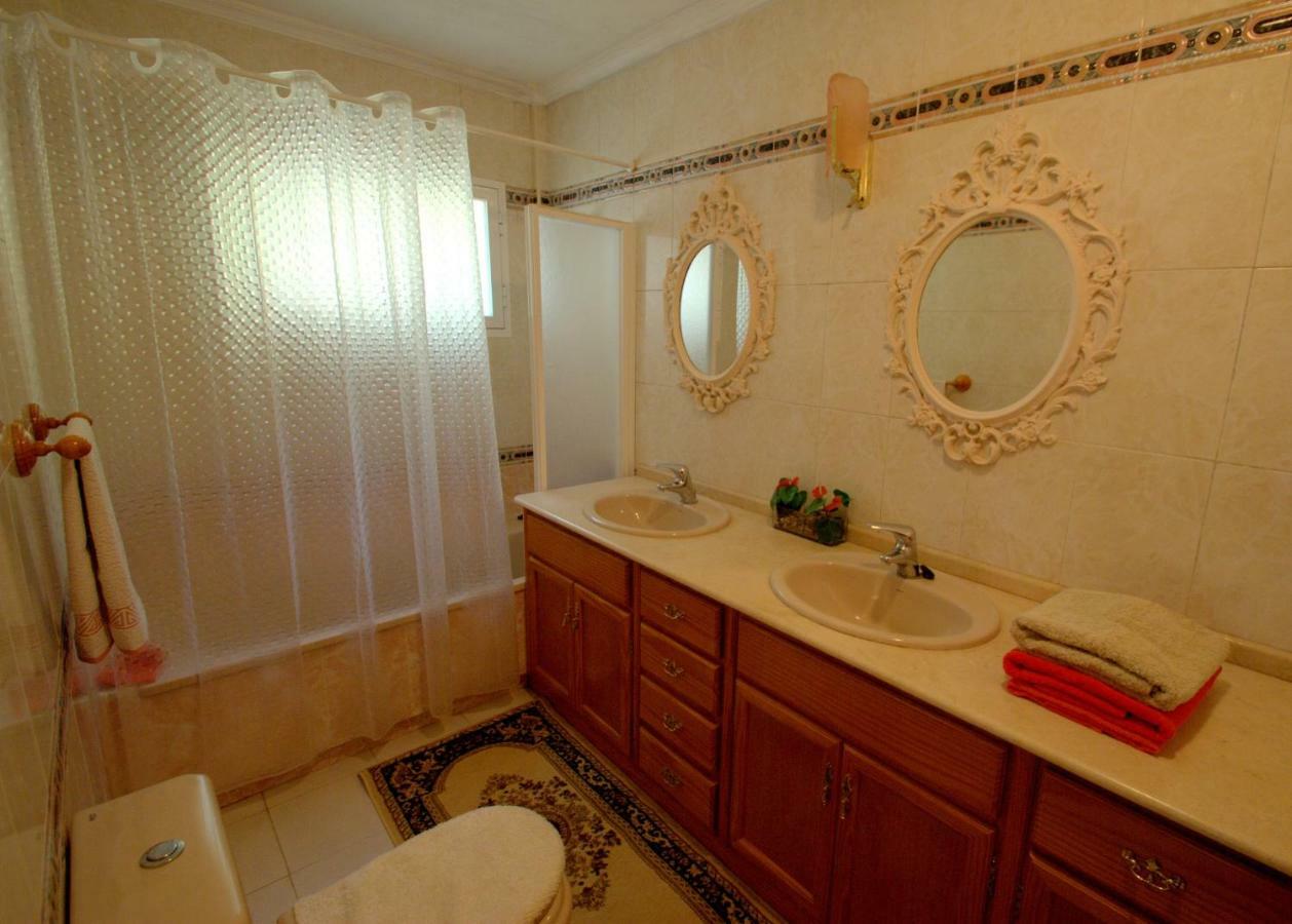 Holiday Villa In 10 Min From Fuengirola Beach With Sea Views Pool Bbq Parking Wifi Aircon Big Garden Mijas Exteriér fotografie